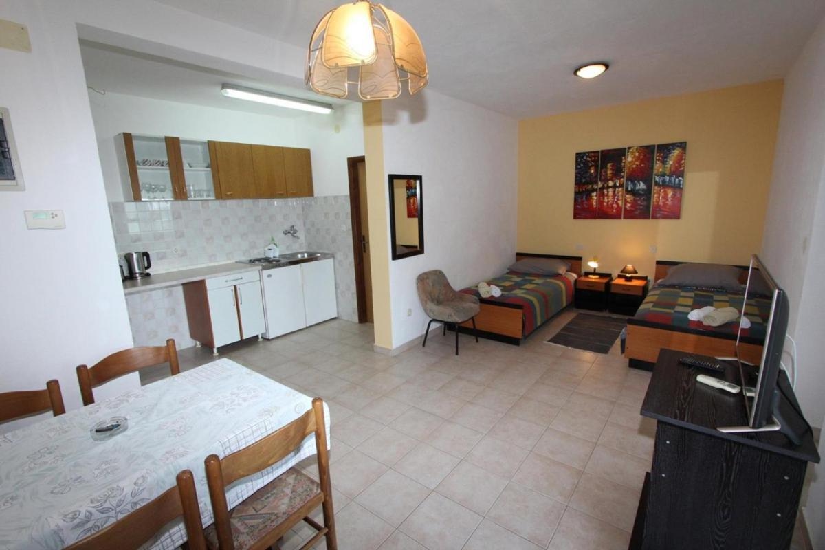 Apartments Jasna Ровинь Экстерьер фото